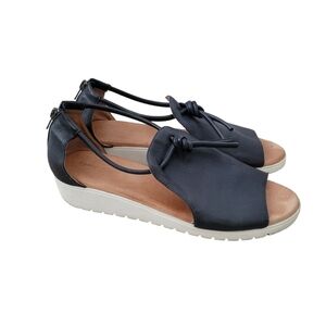 Django & Juliette Melvin Sandals Navy Blue Leather Low Wedge Platform